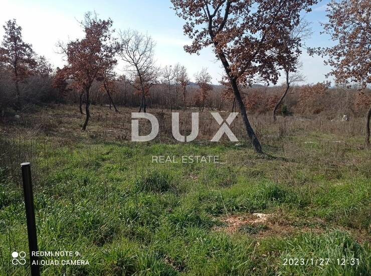 ISTRA, POREČ - Prekrasno poljoprivredno zemljište od 1728 m2