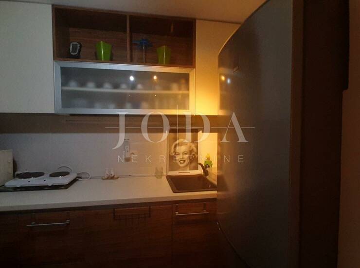 NOVI VINODOLSKI, novouređena kuća u centru grada — fotografija 5
