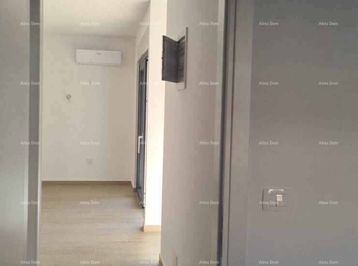 Prekrasan apartman smješten u bloku A. 

U bloku vila A nalazi se stan bru... — fotografija 8