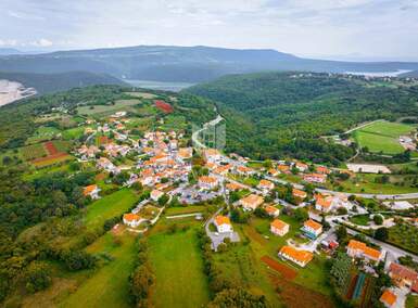 Zemljiste, Barban 623m² - 47.000 € | SveHrNekretnine