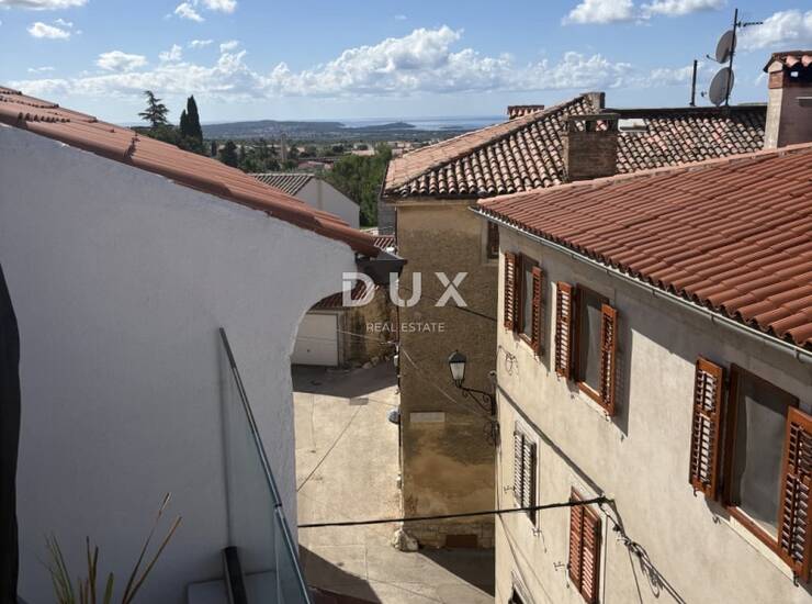Istra, Vodnjan, kamena kuća, 93 m2, renovirana, krovna terasa — fotografija 2