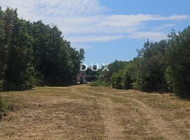 Zemljiste Rakalj, Marčana 3.382m² - 160.000 € | SveHrNekretnine