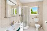 Crikvenica, zaleđe prizemlje sa garažom,velikom okućnicom i bazenom — fotografija 2