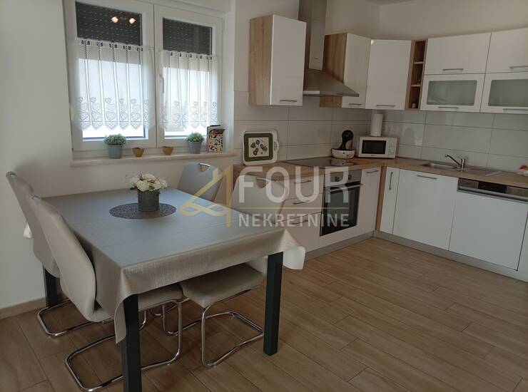 Najam, Pula - Veli Vrh, 2s+db, balkon — fotografija 4