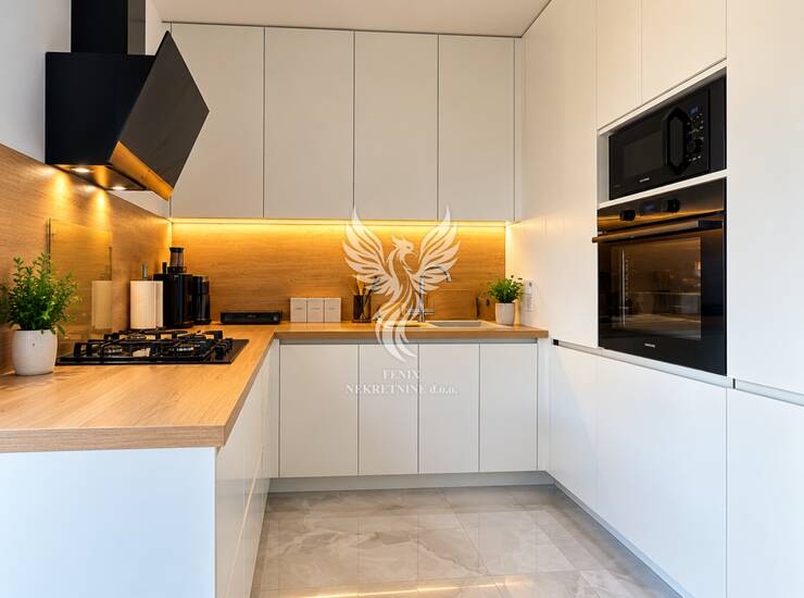 ZADAR, NOVOGRADNJA, PREDIVAN 2S+DB STAN S VRTOM