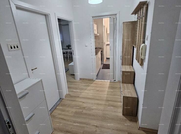Na prodaju je uredan i useljiv jednosoban stan površine 50 m², smješten ... — fotografija 4