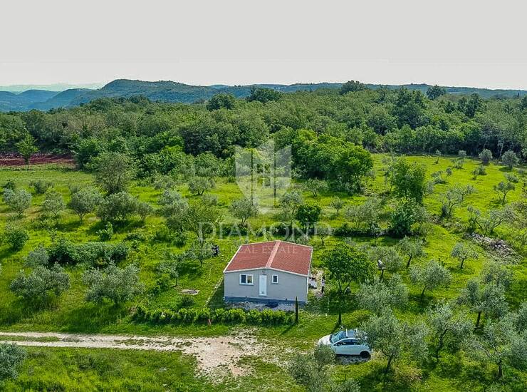 Buje, Kaštel, predivno zemljište sa pogledo na more! — fotografija 6