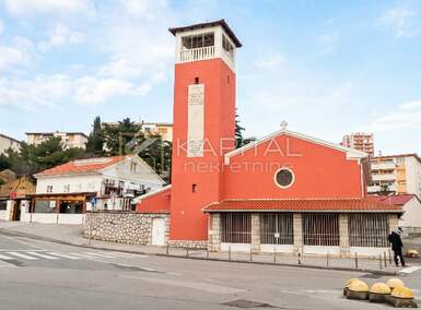 Poslovni prostor Krimeja, Rijeka 40m² - 500 € | SveHrNekretnine