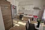 TOP PRILIKA! Etaža s velikim dvorištem (356 m²) – mir i  privatnostt! — fotografija 3