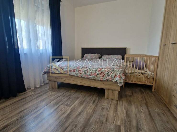 TOP PRILIKA! Etaža s velikim dvorištem (356 m²) – mir i  privatnostt! — fotografija 6