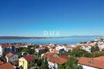 Selce, dvojna kuća 150m2, pogled na more, 3 apartmana, bazen, blizina mora, ok