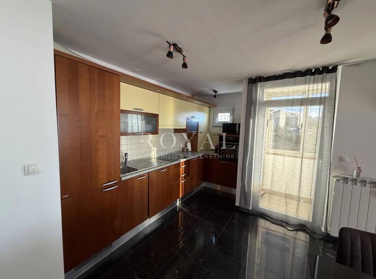 RIJEKA, KRNJEVO - Komforan stan 3S+DB, 88m2 — fotografija 2