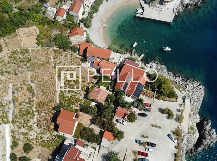 Podobuće, Pelješac – mediteranska kuća s velikom okućnicom, 35 m od mora — fotografija 4