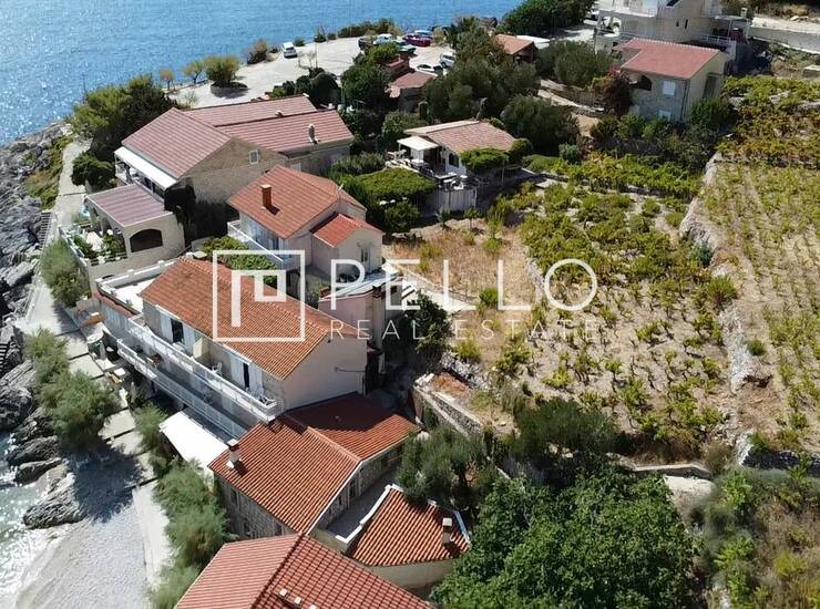 Podobuće, Pelješac – mediteranska kuća s velikom okućnicom, 35 m od mora — fotografija 5
