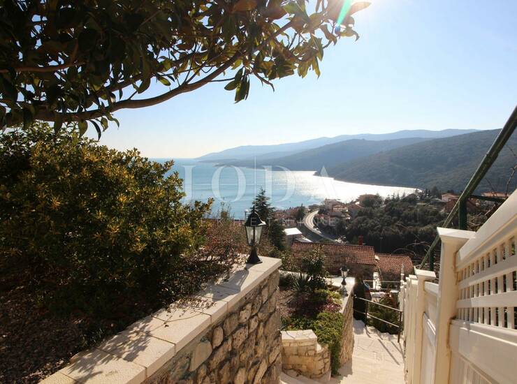 Rabac, prekrasan stan sa jedinstvenim pogledom na more — fotografija 3