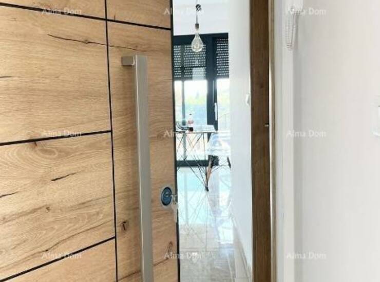 Ova moderna kuća u Medulinu savršena je prilika za one koji traže udobno... — fotografija 9