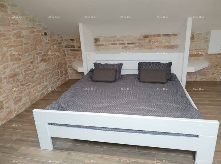 Prodaje se lijepo uređena kuća u naselju, pored Barbana, svega 20-ak minu... — fotografija 6