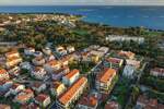 Novo u ponudi – poslovni prostor u sklopu novog stambenog kompleksa.

U a...