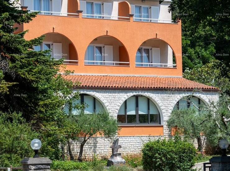 Ovaj šarmantni obiteljski hotel u Krnici, udaljen samo 200 metara od mora,... — fotografija 5