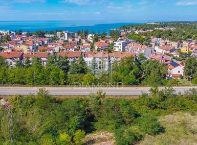 Zemljiste, Poreč 1.409m² - 590.000 € | SveHrNekretnine