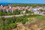 Poreč, zemljište 300m od mora i sadržaja! — fotografija 2