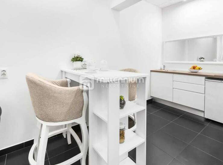 Rijeka, Centar, 31.45m2, studio apartman — fotografija 2