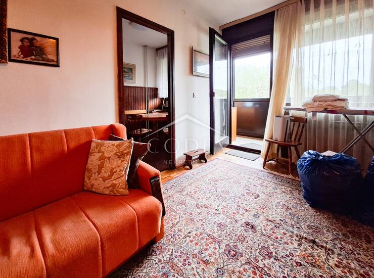 Grabrik - prodaja trosobnog stana s potencijalom, izvrsna lokacija! — fotografija 5