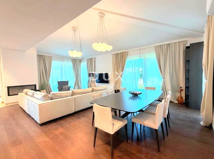 Istra, Poreč, Luksuzna obiteljska vila, 180m2, nadomak plaža i sadržaja — fotografija 2
