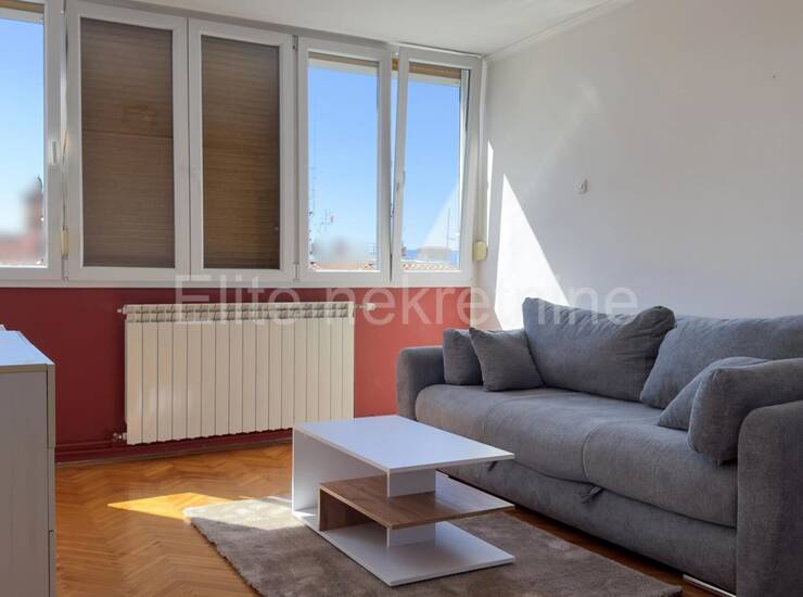 RIJEKA, CENTAR (BRAJDA)! Uređen 1S stan 36 m² na odličnoj lokaciji — fotografija 2