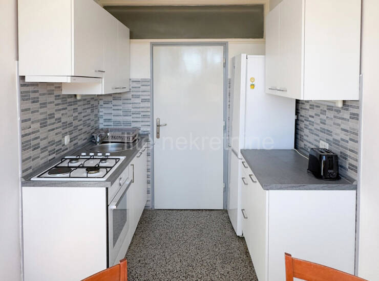 RIJEKA, CENTAR (BRAJDA)! Uređen 1S stan 36 m² na odličnoj lokaciji — fotografija 7