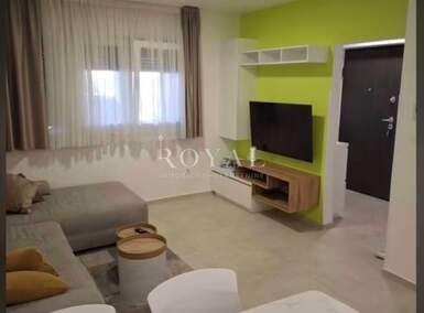 Dvosoban stan Zamet, Rijeka 50m² - 700 € | SveHrNekretnine