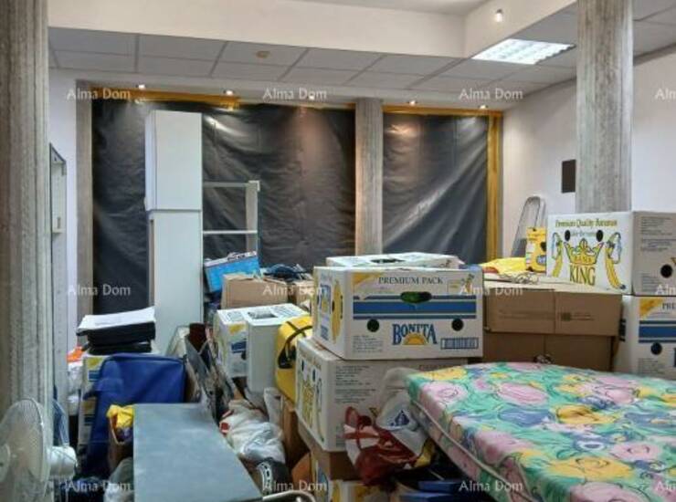 Prodaje se stan površine 56 m² smješten u prizemlju stambene zgrade. Sas... — fotografija 8