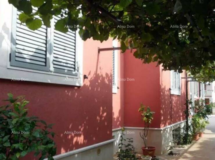 Prodajemo veliku kuću s 14 apartmana, u mirnoj ulici, u okruženju drugih ... — fotografija 4