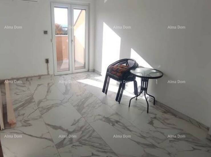 Prodaje se 3-sobni stan na odličnoj lokaciji, Vodnjan.
Stan, 102 m2, se sa... — fotografija 4