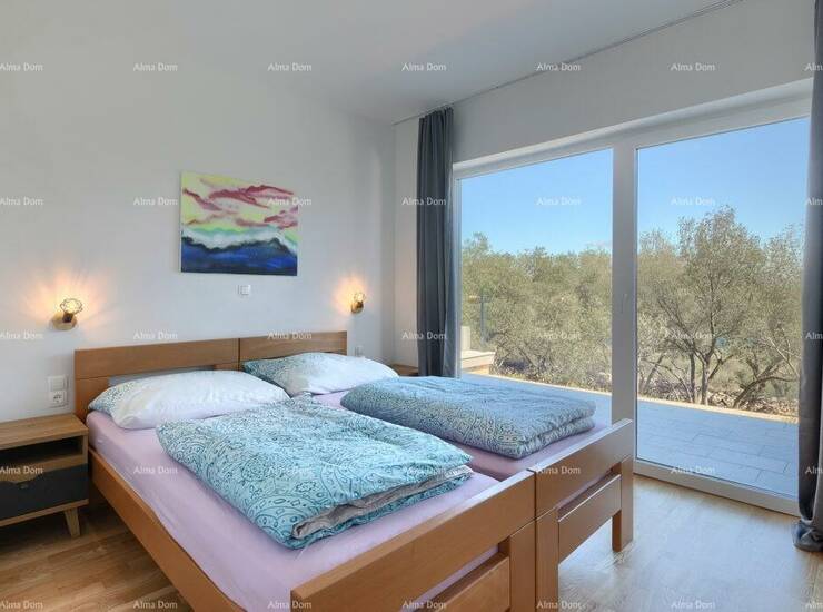 Vila suvremenog stila, ukupne površine 200 m². 
Naglasak na velikim stakl... — fotografija 5