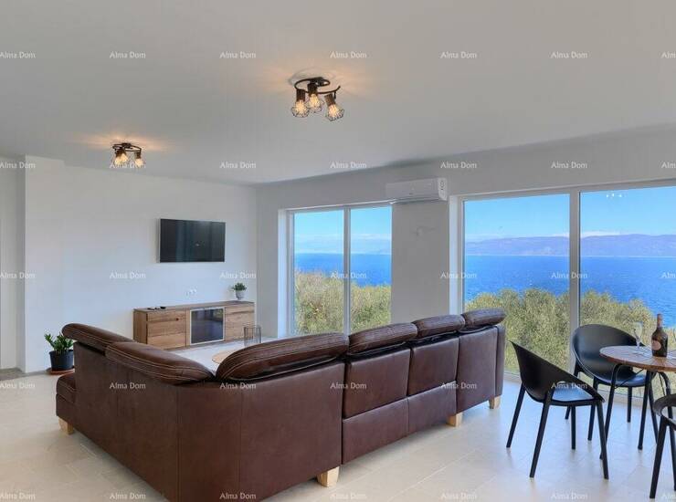 Vila suvremenog stila, ukupne površine 200 m². 
Naglasak na velikim stakl... — fotografija 6
