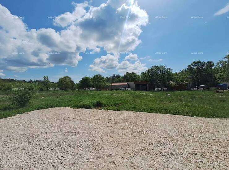 Na prodaju su tri građevinska zemljišta u mirnom naselju u općini Marča... — fotografija 4