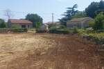 Građevinsko zemljište s dozvolom i projektom vile s bazenom – 760 m²

... — fotografija 9