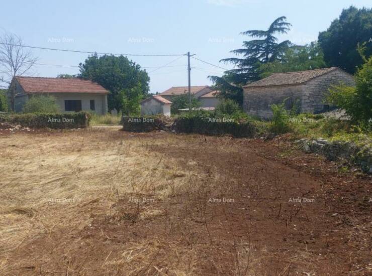Građevinsko zemljište s dozvolom i projektom vile s bazenom – 760 m²

... — fotografija 9