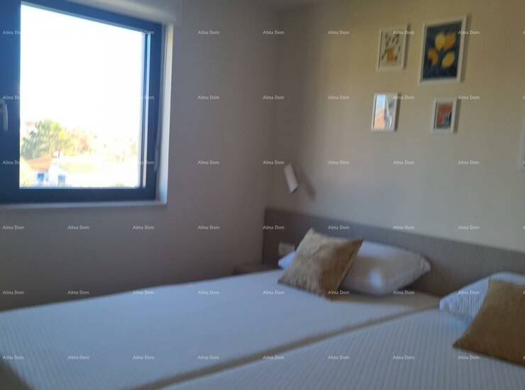 Prekrasan apartman smješten u bloku E

U vili E nalazi se stan ukupne povr... — fotografija 9