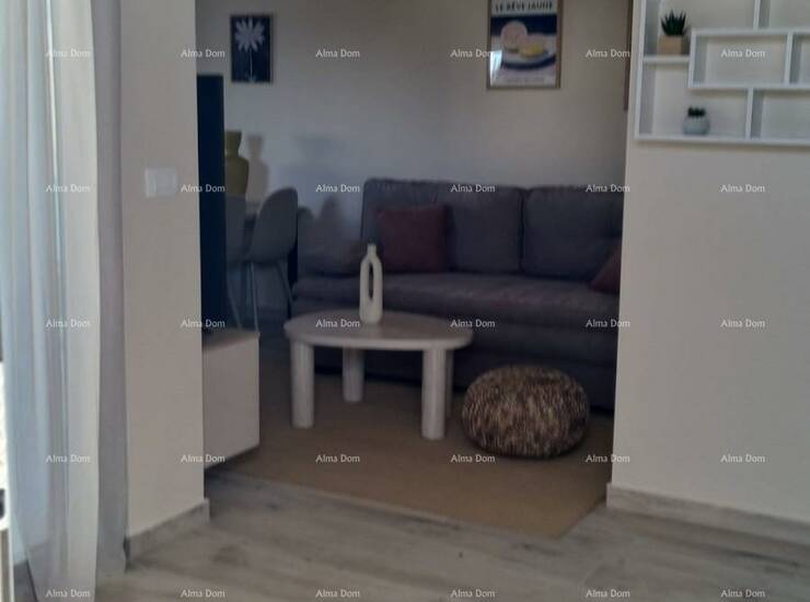 Prekrasan apartman smješten u bloku E

U vili E nalazi se stan ukupne povr... — fotografija 10