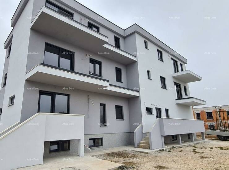 Prodajemo stan u novogradnji, površine 145 m2, u Medulinu!

Moderni stan s... — fotografija 5