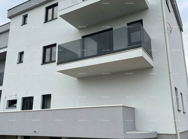 Prodajemo stan u novogradnji, površine 145 m2, u Medulinu!

Moderni stan s... — fotografija 10