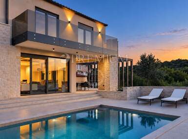 Kuća Šilo, Dobrinj 200m² - 1.450.000 € | SveHrNekretnine