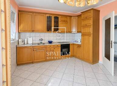 Trosoban stan Zamet, Rijeka 120m² - 800 € | SveHrNekretnine