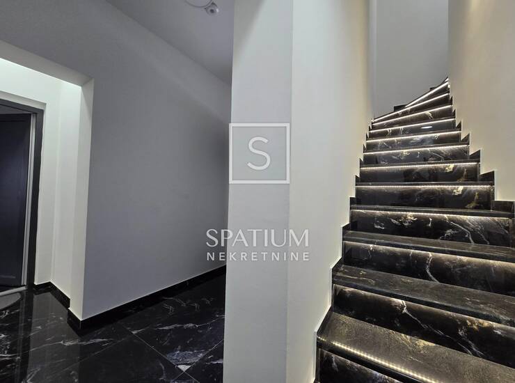 LOVRAN, OPRIĆ, NOVOGRADNJA, STAN S DVIJE STAMBENE JEDINICE — fotografija 6