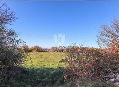 Zemljiste, Kanfanar 821m² - 61.600 € | SveHrNekretnine