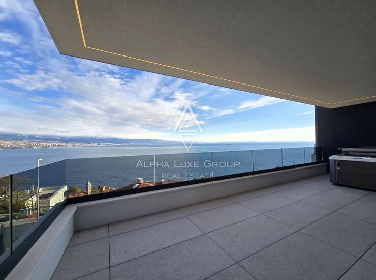 Opatija, luksuzan četverosoban stan u novogradnji s pogledom na more 144 m²