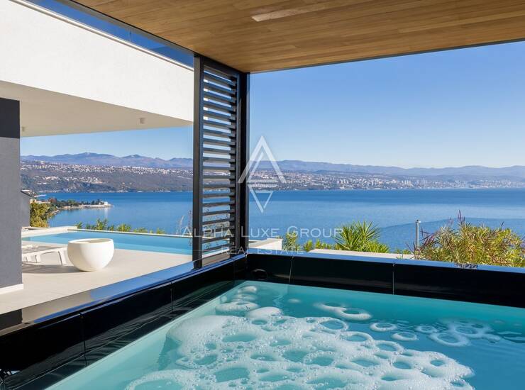 OPATIJA luksuzni stan u novogradnji s bazenom, saunom, jacuzzijem i ljetnom kuh — fotografija 4
