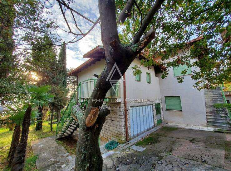 IKA, samostojeća kuća s pogledom na more 